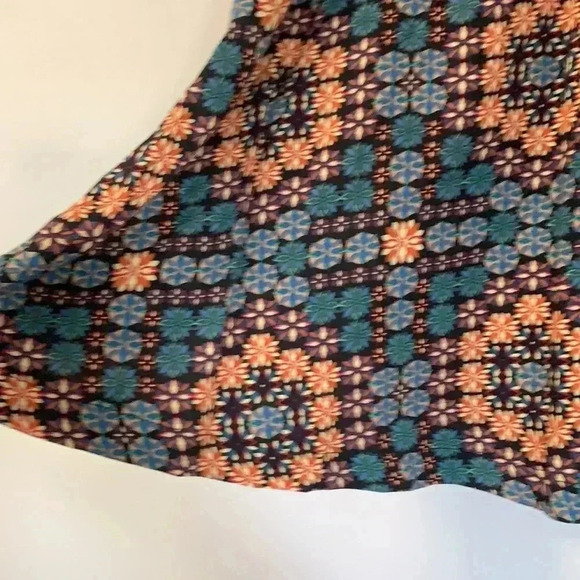 Top Shop colourful summer  flared skirt size 10. - Picture 4 of 8